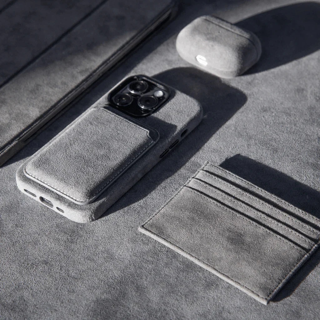 iPhone 16 Pro Max – Alcantara-Hülle – Space Grau