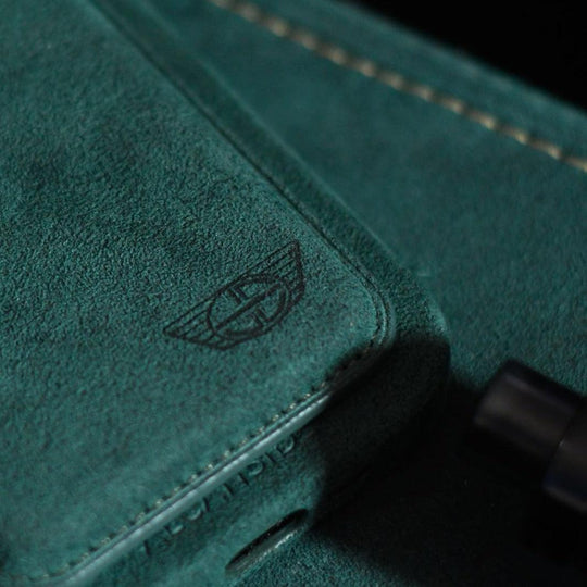 Donkervoort F22 - Alcantara MagSafe Wallet - Midnight Green - Alcanside